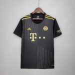 Camiseta FC Bayern München 2023/24 Visita - detalle escudo del club