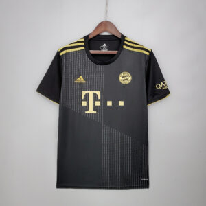 Camiseta FC Bayern München 2023/24 Visita - detalle escudo del club