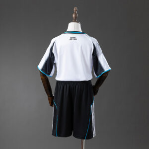 Camiseta Newcastle 2005/06 Retro Local - detalle manga