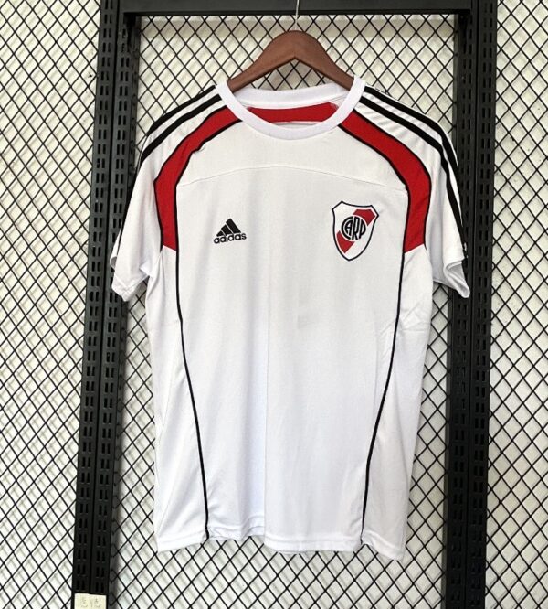 Camiseta River Plate 2017/18 Entrenamiento - detalle