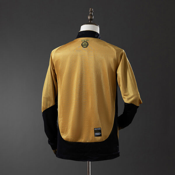 Camiseta Manchester United 2001/02 Retro Aniversario Manga Larga - detalle bordado