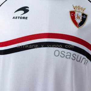 Camiseta CA Osasuna 1990 Retro Local - detalle escudo
