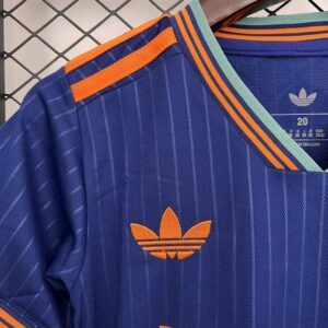 Camiseta Newcastle United 2023/24 Tercera - detalle