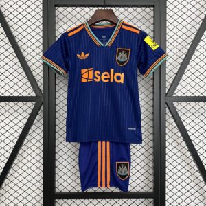 Camiseta Newcastle United 2023/24 Tercera - detalle