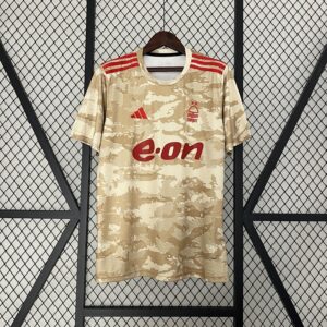 Camiseta Nottingham Forest 2023/24 Entrenamiento - detalle