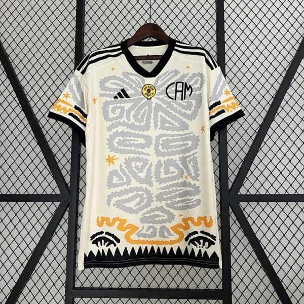 Camiseta Atlético Mineiro 2021 Edición Especial Manto da Massa 113 — detalle