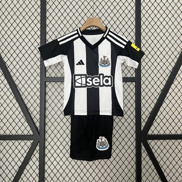 Camiseta Newcastle United 2023/24 Local - detalle