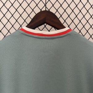 Camiseta Atletico Madrid 2022/23 Visita — detalle del número "000" en el cuello