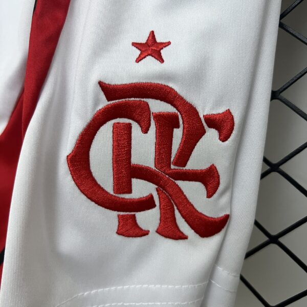 Camiseta Flamengo 2024/25 Local — detalle