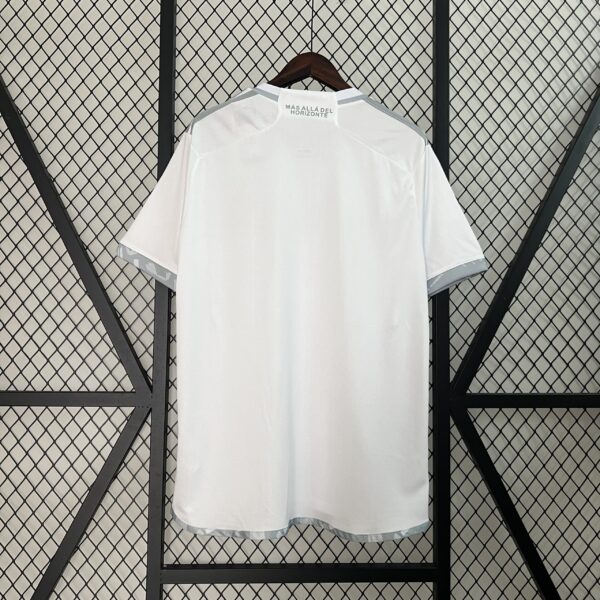 Camiseta Universidad de Chile 2024 Visita - detalle