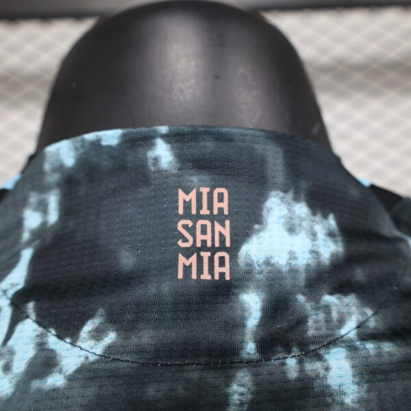 Camiseta Bayern Munich 2023/24 Tercera - detalle