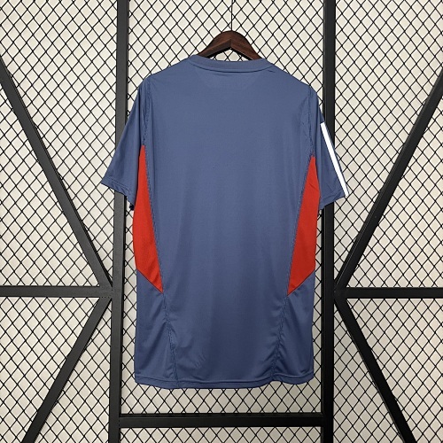 Camiseta Cruzeiro 2024 Entrenamiento — detalle en el pecho