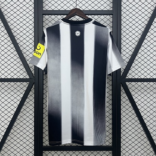 Camiseta Newcastle United 2024/25 Local - detalle