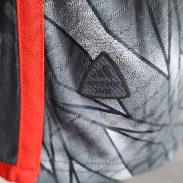 Camiseta Flamengo 2024/25 Tercera Versión Jugador — detalle