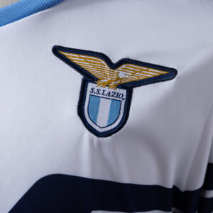Camiseta Lazio 2019/20 Retro Local - vista del cuello y hombros
