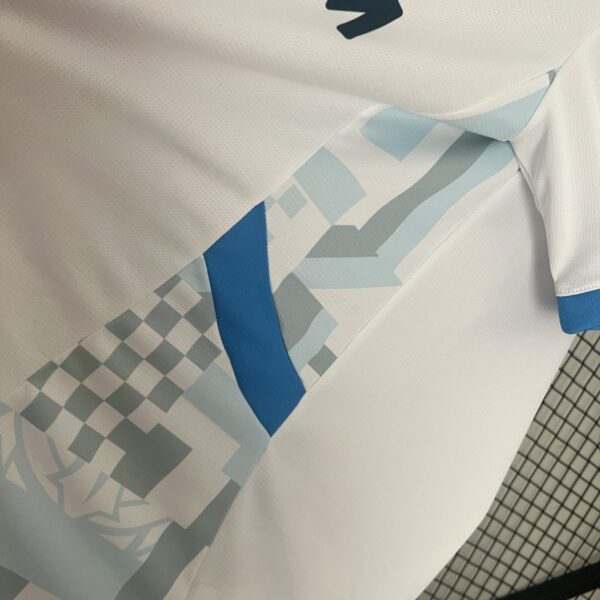 Camiseta Olympique de Marseille 2023/24 Local - detalle