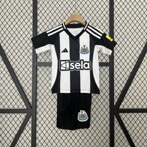 Camiseta Newcastle United 2023/24 Local - detalle