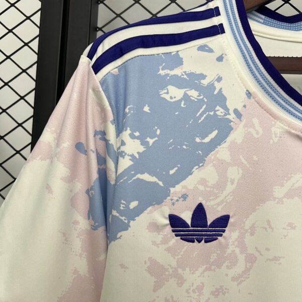Camiseta Aston Villa 2024/25 Tercera - detalle