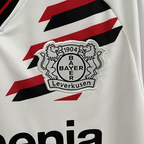 Camiseta Bayer Leverkusen 2023/24 Local - detalle
