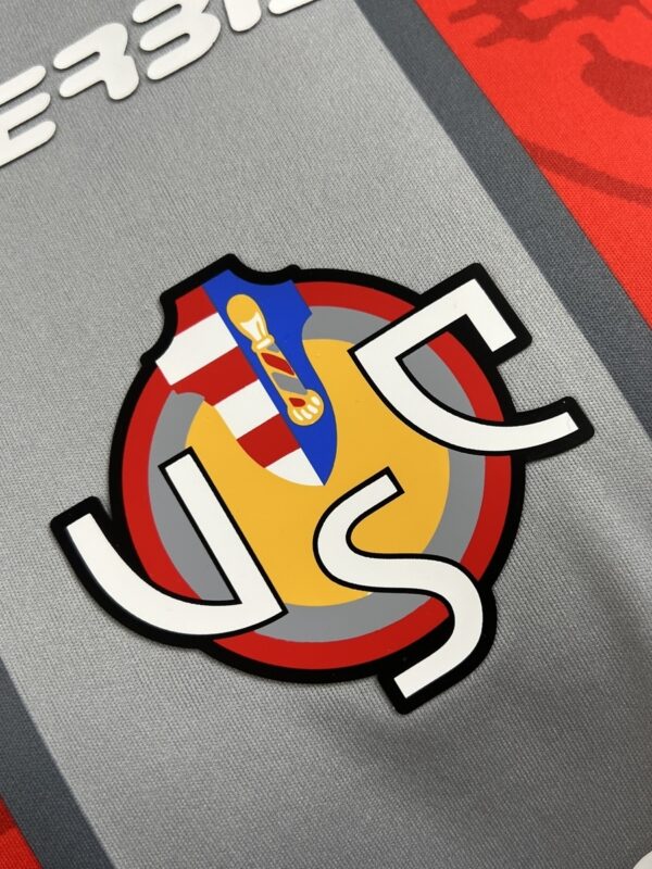 Camiseta Cremonese 2023/24 Local - detalle