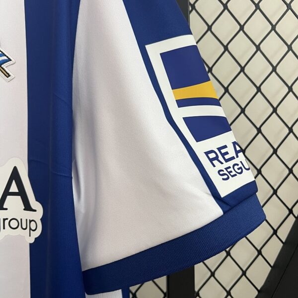 Camiseta Real Sociedad 2023/24 Local — detalle