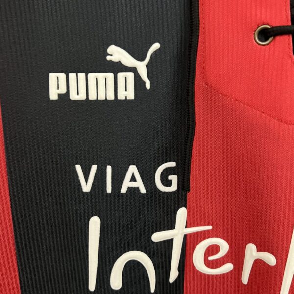 Camiseta Eintracht Frankfurt 1999/00 Retro Local - detalle estampado