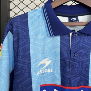 Camiseta Real Sporting de Gijón 2015/16 Tercera — detalle escudo
