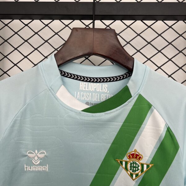 Camiseta Real Betis 2023/24 Visita — detalle
