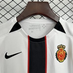Camiseta RCD Mallorca 2023/24 Visita — detalle