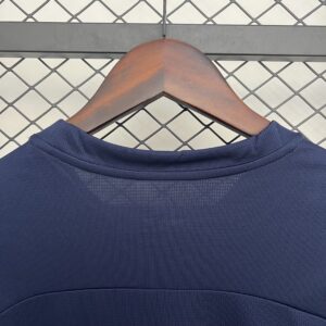 Camiseta Bahia 2024 Entrenamiento — detalle cuello redondo