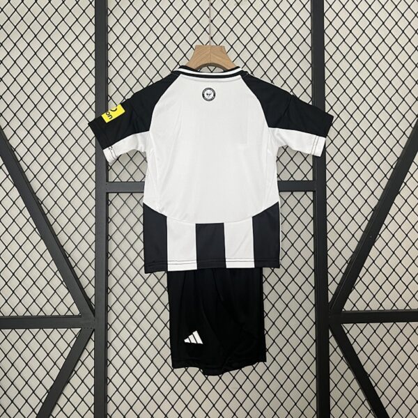 Camiseta Newcastle United 2023/24 Local - detalle