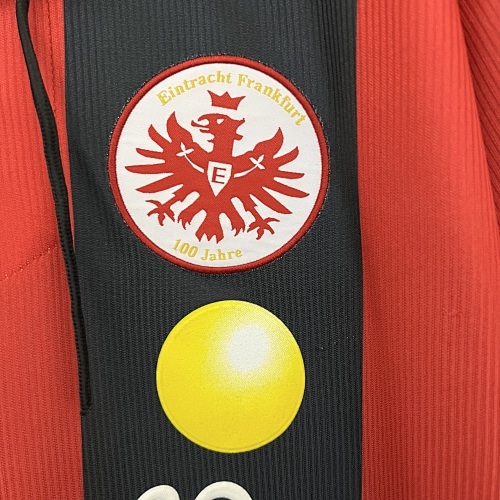 Camiseta Eintracht Frankfurt 1999/00 Retro Local - vista plegada