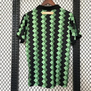 Camiseta Racing de Santander 2013 Aniversario Retro Local — detalle de las axilas