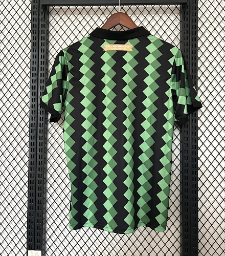Camiseta Racing de Santander 2013 Aniversario Retro Local — detalle de las axilas