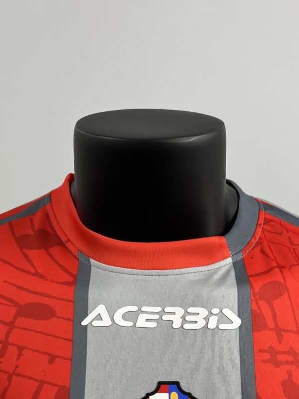 Camiseta Cremonese 2023/24 Local - detalle