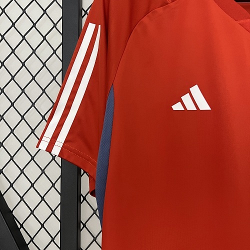 Camiseta Cruzeiro 2024 Entrenamiento — detalle ventilación