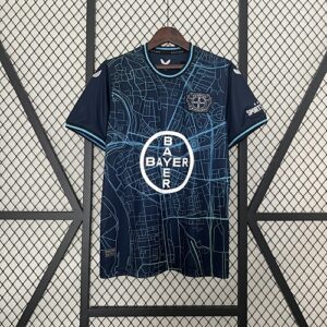 Camiseta Bayer Leverkusen 2023/24 Edición Especial - detalle escudo