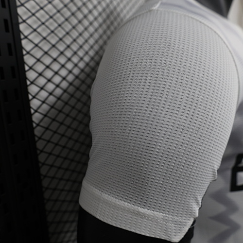 Camiseta Bayer Leverkusen 2023/24 Local Versión Jugador - detalle