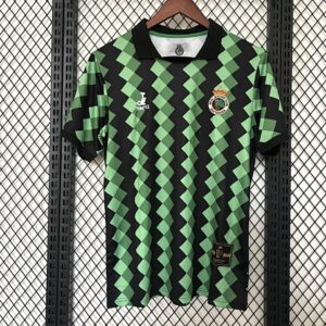 Camiseta Racing de Santander 2013 Aniversario Retro Local — detalle de la corona en el escudo