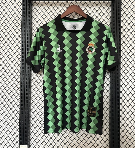 Camiseta Racing de Santander 2013 Aniversario Retro Local — detalle de la corona en el escudo