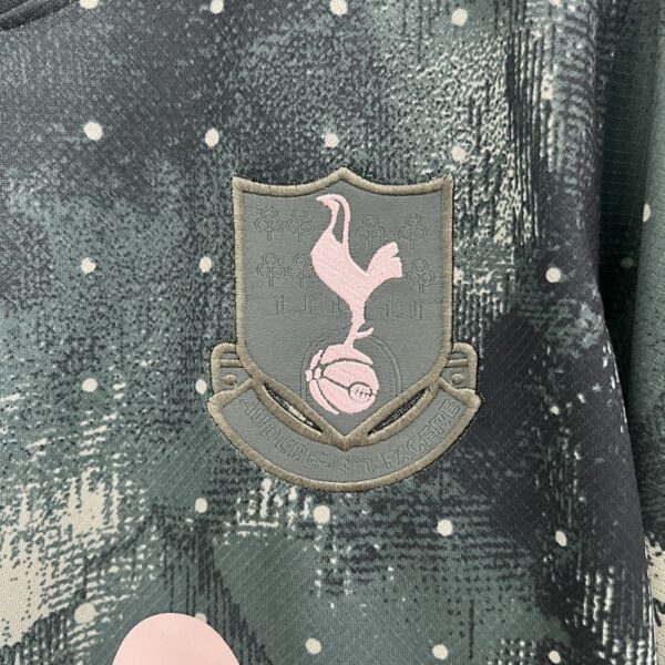 Camiseta Tottenham Hotspur 2023/24 Tercera - detalle