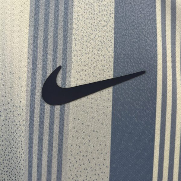 Camiseta Tottenham Hotspur 2023/24 Visita - detalle