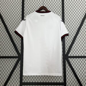 Camiseta Bayer Leverkusen 2023/24 Local - detalle