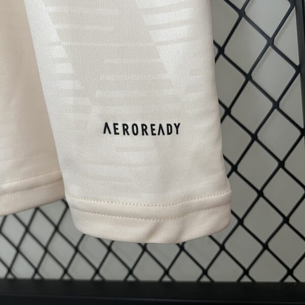 Camiseta Bayern Munich 1991 Retro Visita - detalle