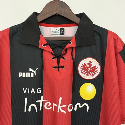 Camiseta Eintracht Frankfurt 1999/00 Retro Local - detalle textura