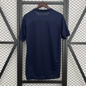 Camiseta Bahia 2024 Entrenamiento — detalle en ambiente deportivo