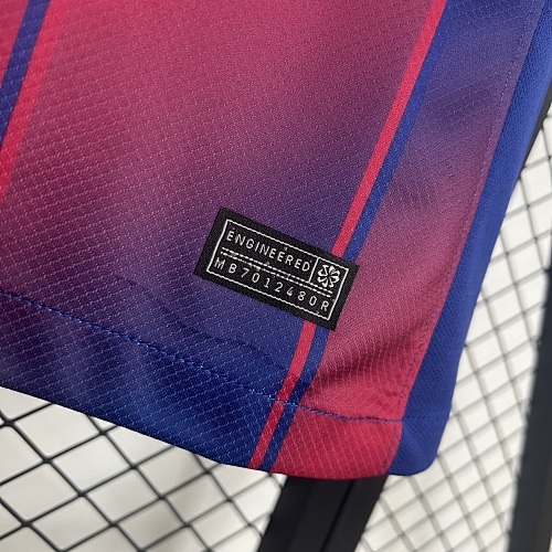 Camiseta Barcelona 2022/23 Local Mujer — detalle