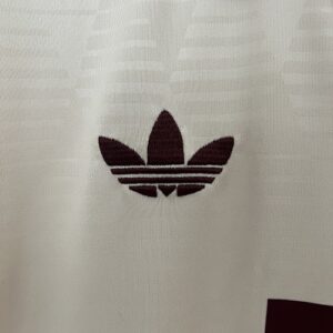 Camiseta Bayern Munich 1991 Retro Visita - detalle escudo