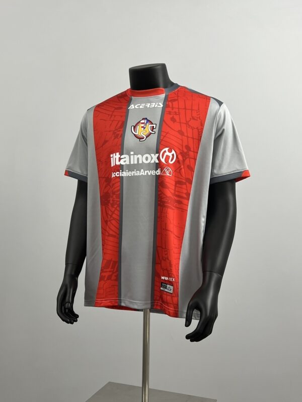 Camiseta Cremonese 2023/24 Local - detalle