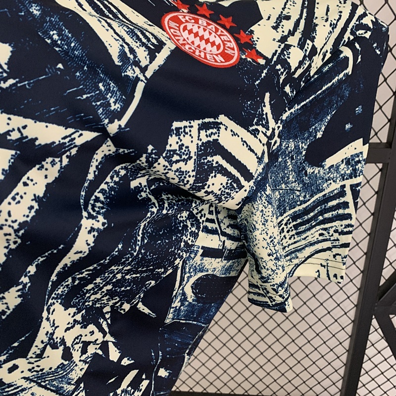 Camiseta FC Bayern München 2023/24 Edición Especial - detalle escudo